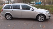 Opel Astra 1.6 MT 2012