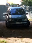 Opel Zafira 2.2 MT 2003