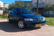 Ford Escort 1.6 MT 1995