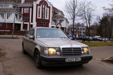 Mercedes-Benz 123 1990