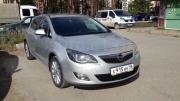 Opel Astra 1.4 Turbo AT 2011