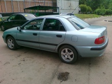 Mitsubishi Carisma 1.6 MT 2002