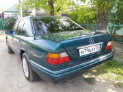 Mercedes-Benz E-Класс E 300 MT 1993