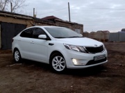 Kia Rio 1.6 MT 2013