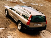 Volvo XC70 2.4 T MT 2001