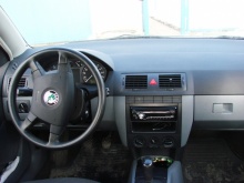 Skoda Fabia 1.2 МТ 2004