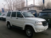 УАЗ Patriot 2.7 MT 4WD 2013