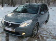 Renault Sandero 1.6 MT 2010