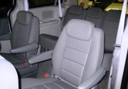 Dodge Caravan 3.3 AT 2010