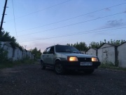 ВАЗ (Lada) 2109 1.5 MT 2003