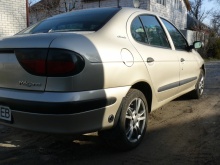 Renault Megane 1.6 MT 1998