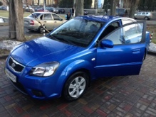 Kia Rio 1.4 MT 2010