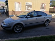 Volkswagen Passat 1.8 MT 1998