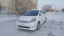 Toyota ISis 1.8 CVT 2009