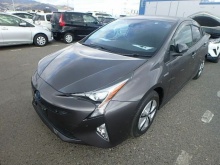 Toyota Prius 1.3 MT 2016