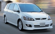 Toyota Ipsum 2.4 AT 4WD 2004