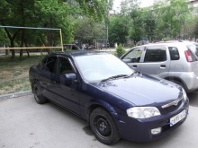 Mazda Familia 1.5 MT 2000