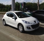 Peugeot 207 1.4 MT 2012