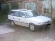 Opel Astra 1.7 TD MT 1996