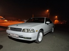 Nissan Laurel 2.5 AT 1995