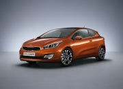 Kia Cee'd xDrive20i MT 2013