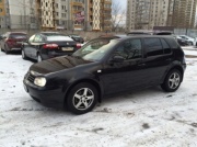 Volkswagen Golf 1.6 MT 2003