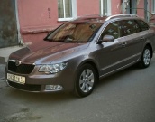 Skoda Superb 2.0 TDI MT 2013