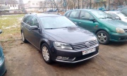 Volkswagen Passat 2.0 TDI MT 2011