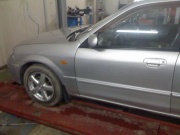 Mazda Familia 1.5 AT 2000