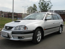 Toyota Avensis 2.0 D4-D MT 2000