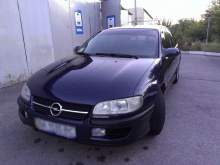 Opel Omega 2.5 MT 1995