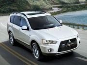 Mitsubishi Outlander 2.4 CVT 4WD 2012