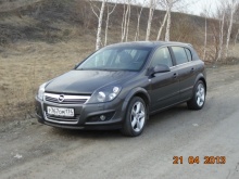 Opel Astra 1.6 MT 2012