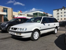 Volkswagen Passat 1.6 MT 1996