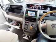 Toyota Noah 2.0 AT FWD 2009