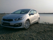 Kia Cee'd 1.6 MT 2015