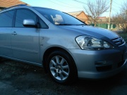 Toyota Avensis Verso 1.3 MT 2004