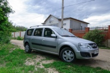 ВАЗ (Lada) Largus 1.6 MT 16 кл 2013