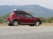 Renault Sandero 1.6 MT 2012