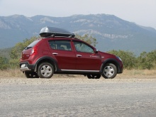 Renault Sandero 1.6 MT 2012