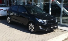 Kia Rio 1.6 MT 2013