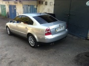 Volkswagen Passat 1.8 T MT 2001