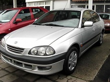 Toyota Avensis 2.0 MT 2000