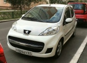 Peugeot 107 1.0 2-tronic 2011