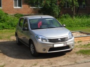 Renault Sandero 1.6 MT 2013