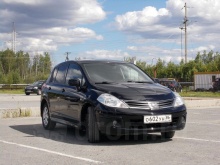 Nissan Tiida 1.6 AT 2010