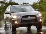 Mitsubishi Outlander 2.0 CVT 4WD 2012