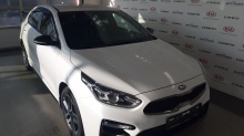 Kia Cerato 1.3 MT 2020