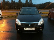 Renault Sandero 1.6 MT 2012