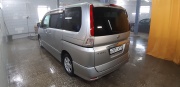 Nissan Serena 2009